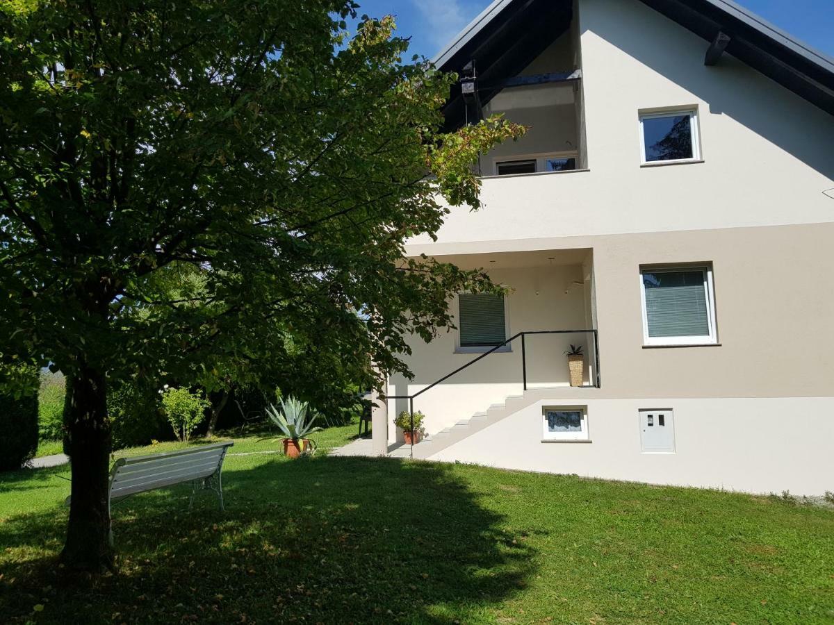 Apartmán King Of The Hill Zagorska Sela Exteriér fotografie